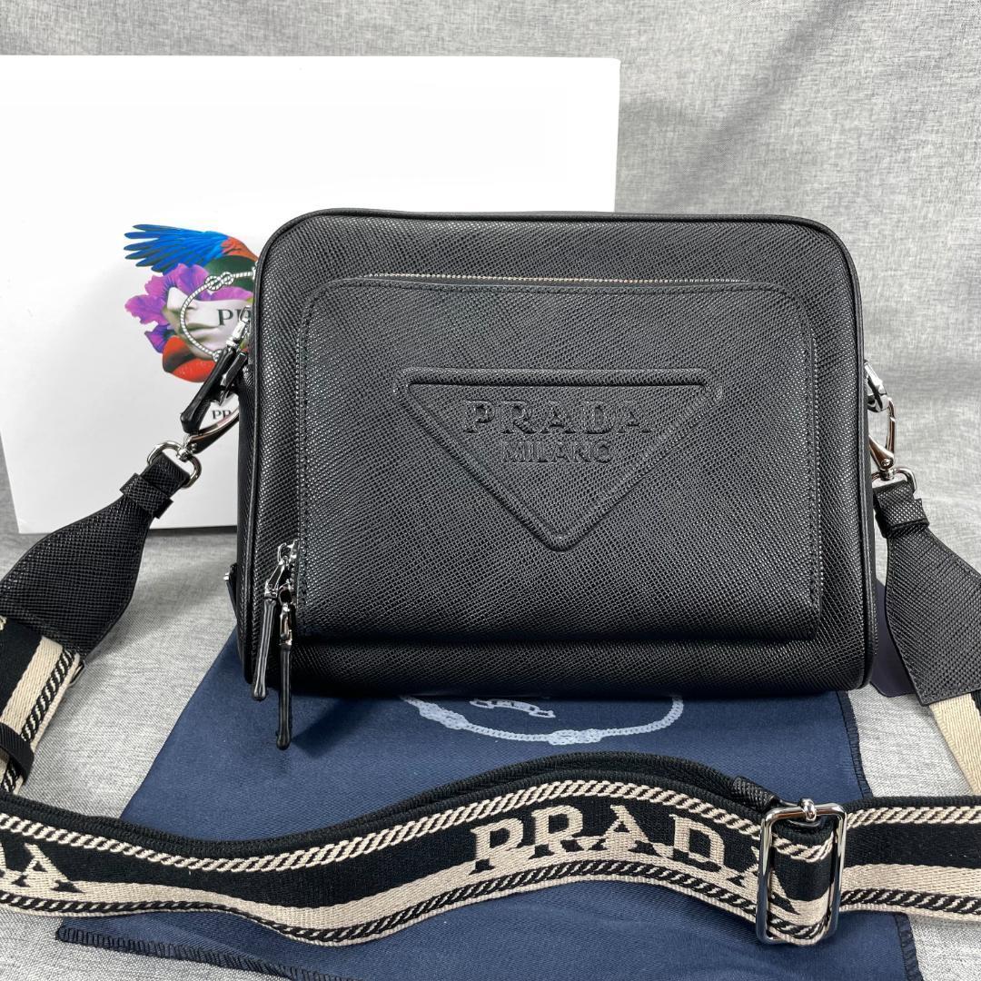 PRADA ダブルジップ ショルダーバッグ