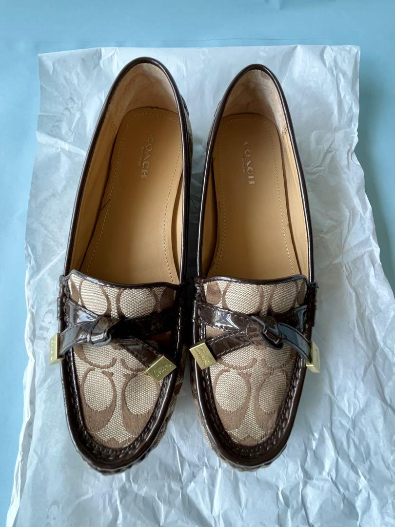 COACH ローファー　シグネチャー　モノグラム　靴　コーチの箱付き　コーチ