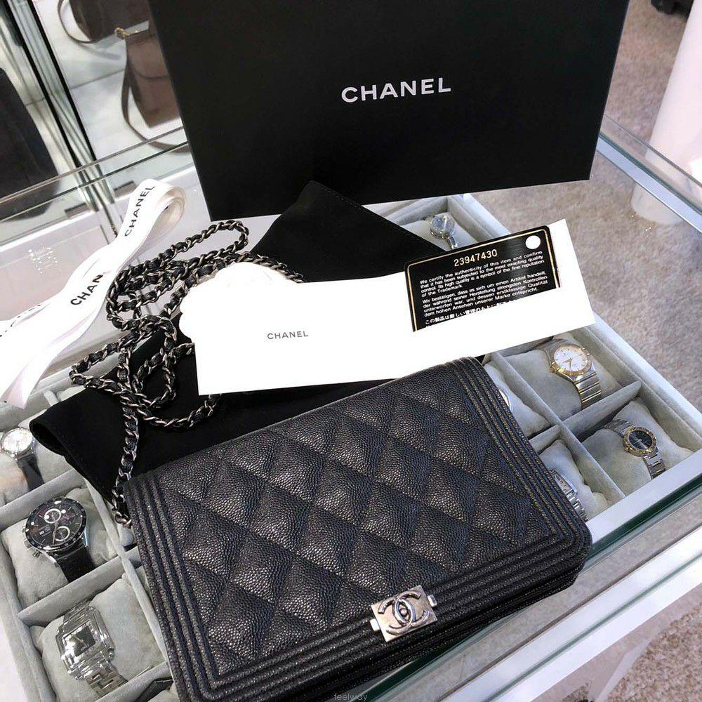 クロスバック CHANEL 黒 ミニ