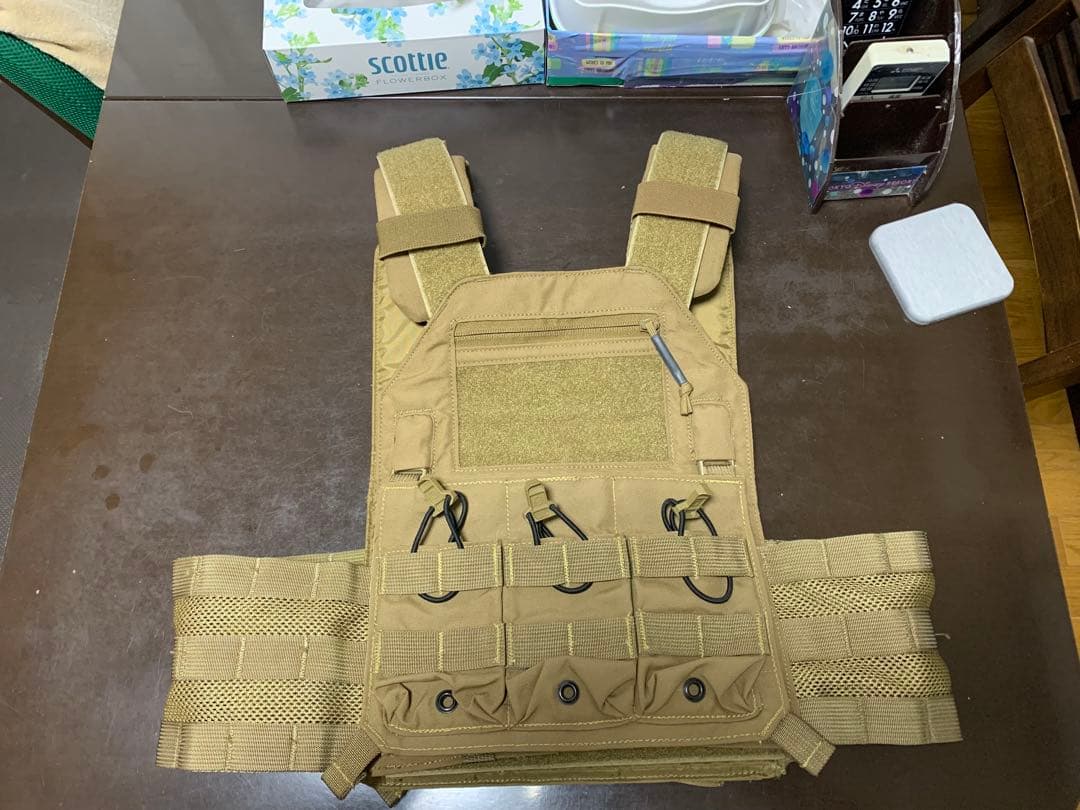 実物 プレートキャリア LBX-4020 Mサイズやや傷や汚れあり