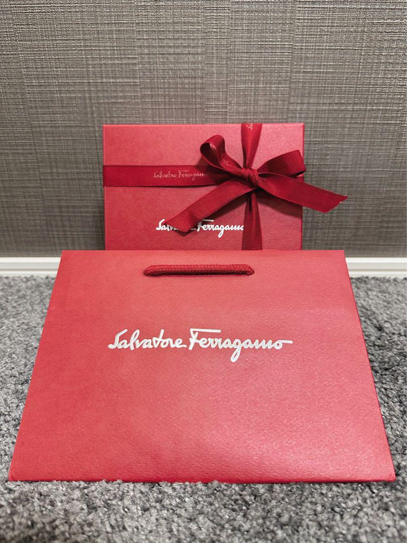 新品未使用 Salvatore Ferragamo カチューシャ