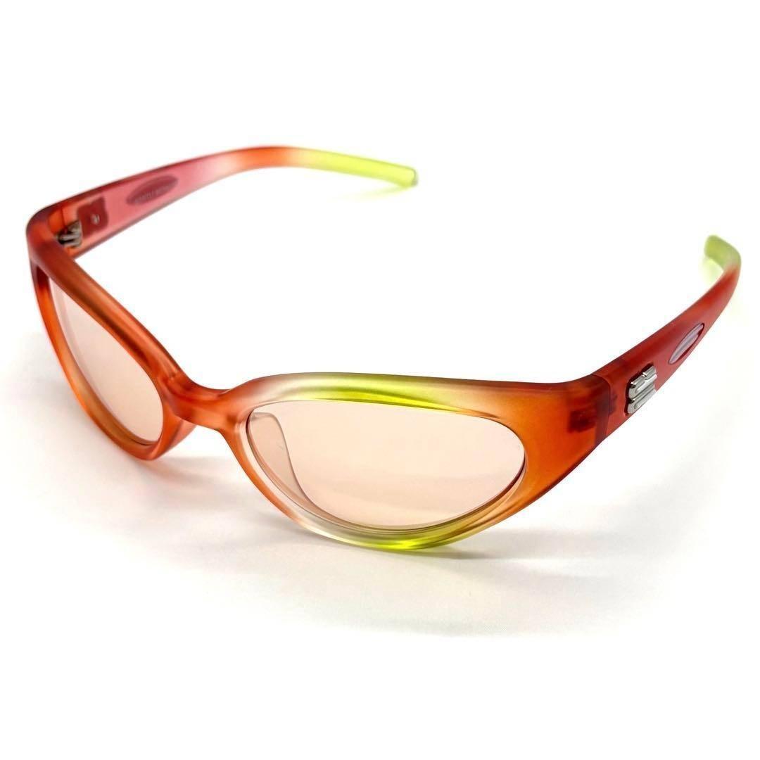 ジェントルモンスター JUICY サングラス キャットアイ オレンジ×イエロー ジェントルモンスター JUICY サングラス キャットアイ オレンジ×イエロー