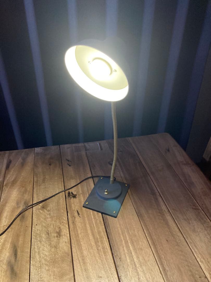 アートワークスタジオ マディソン LED デスクライト アートワークスタジオ マディソン LED デスクライト