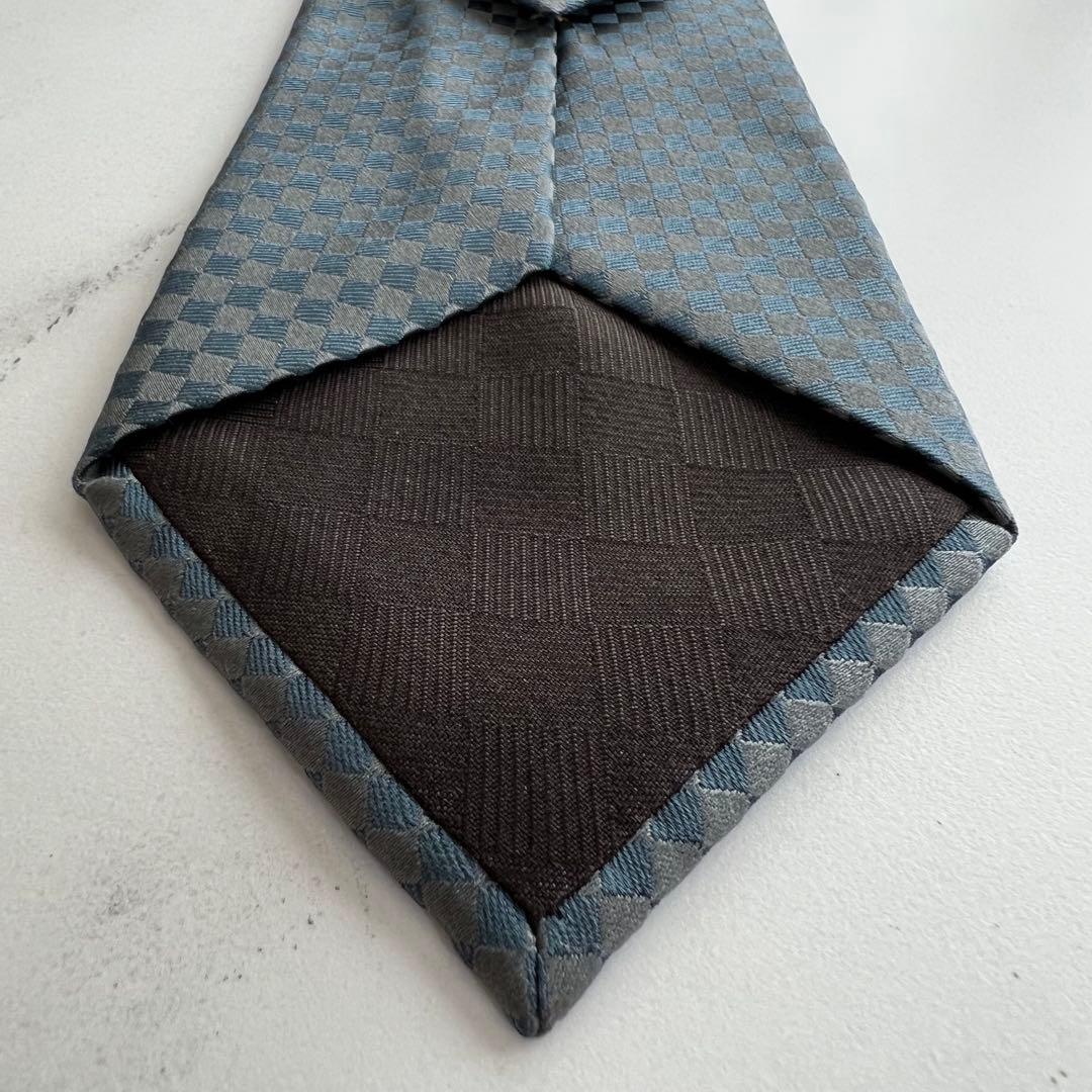 美品 LOUIS VUITTON ネクタイ ビジネス ブランド シルク100% 美品 LOUIS VUITTON ネクタイ ビジネス ブランド シルク100%