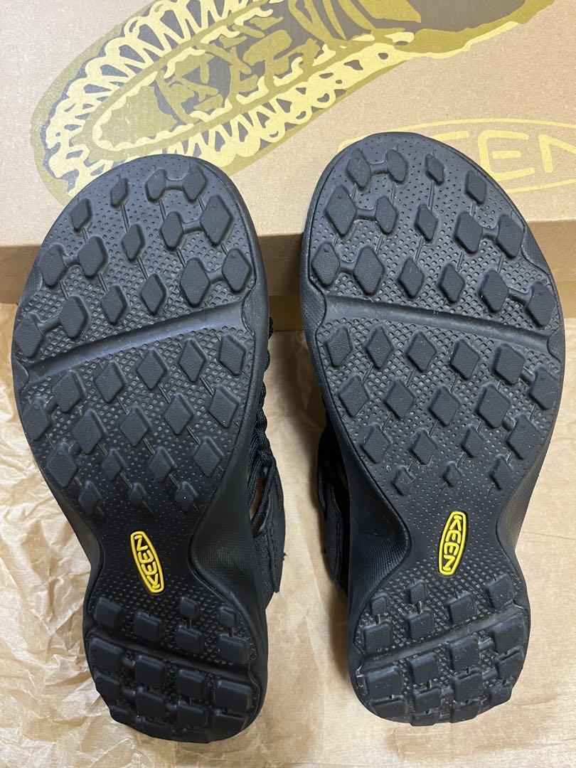 靴 KEEN UNEEK SNK SLIDE BLACK 24.5cm USED