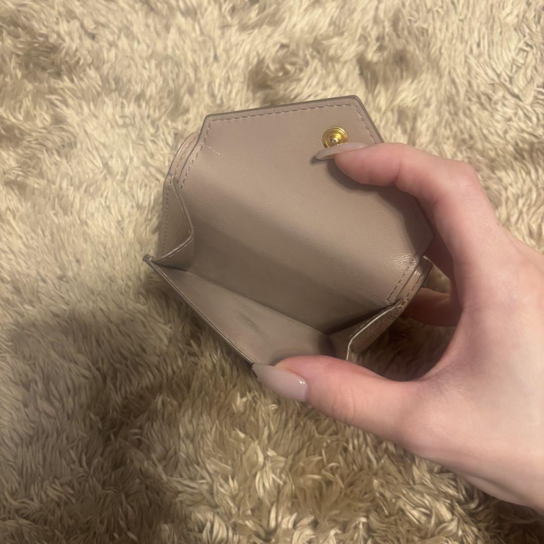 【PRADA】三つ折り財布