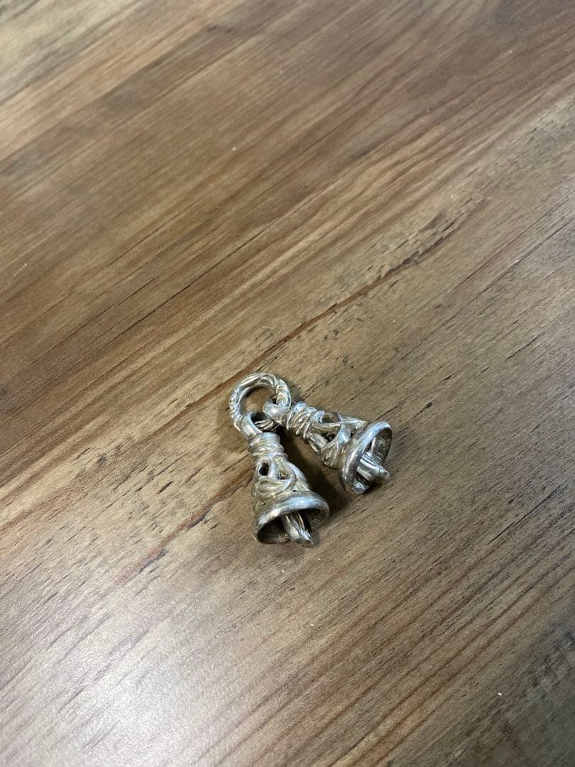 ロンワンズ LONE ONES ベル | masterclass.pk