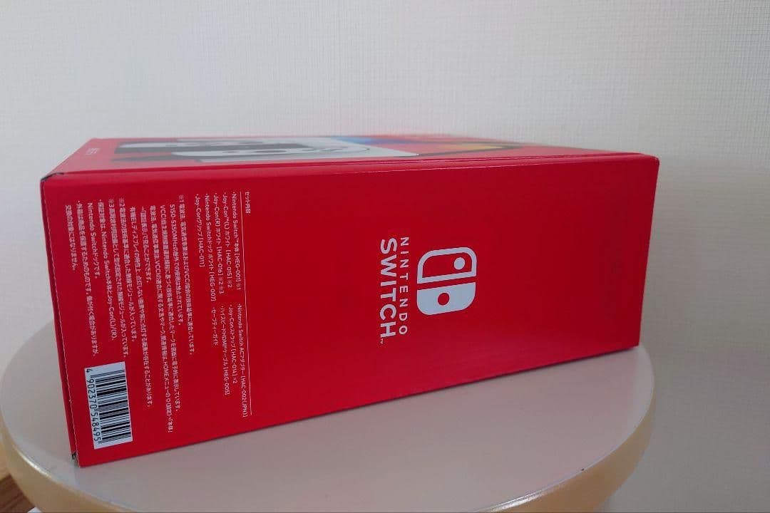 新品未開封【Nintendo Switch 有機ELモデル　ホワイト】