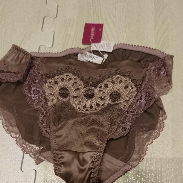 新品未使用】VALISERE キャミソール & ショーツ