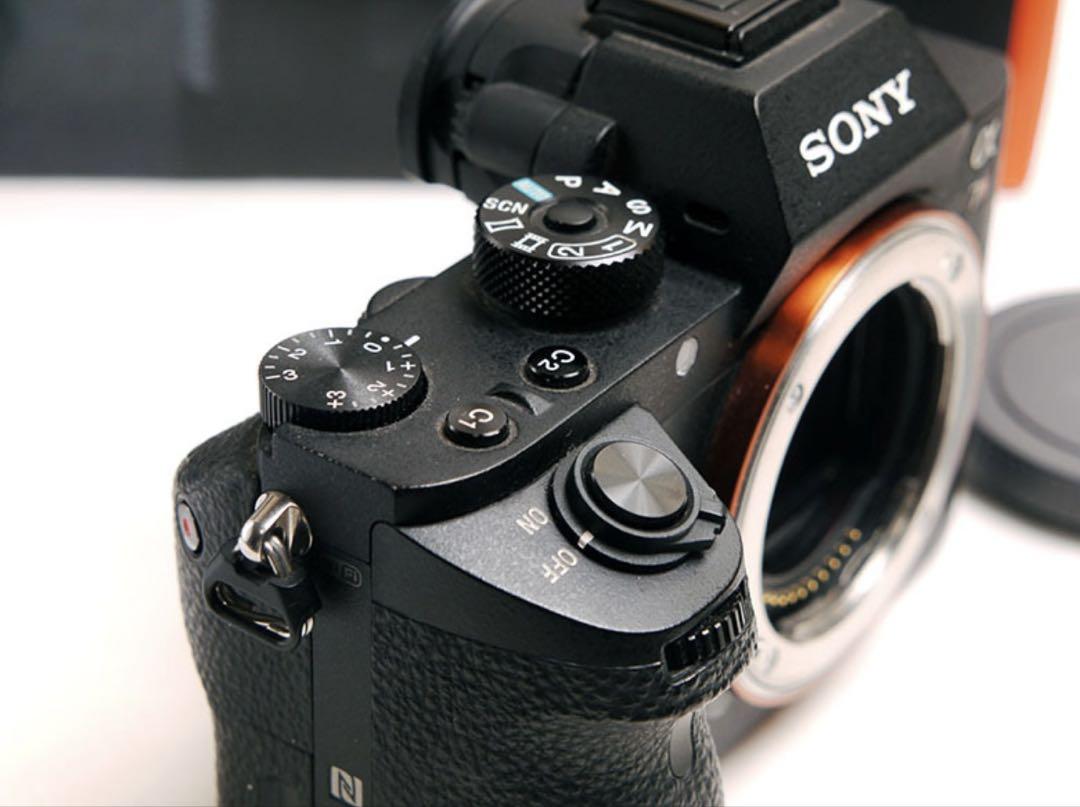 美品❗️SONYα7RII ・レンズ・付属品あり・ショット数2900程 SONYα7RII ・レンズ・付属品あり・ショット数2900程 - メルカリ