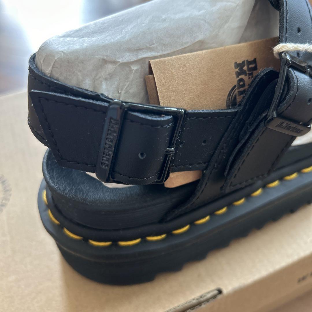 新品！Dr.Martens ドクターマーチン レオパード ストラップサンダル