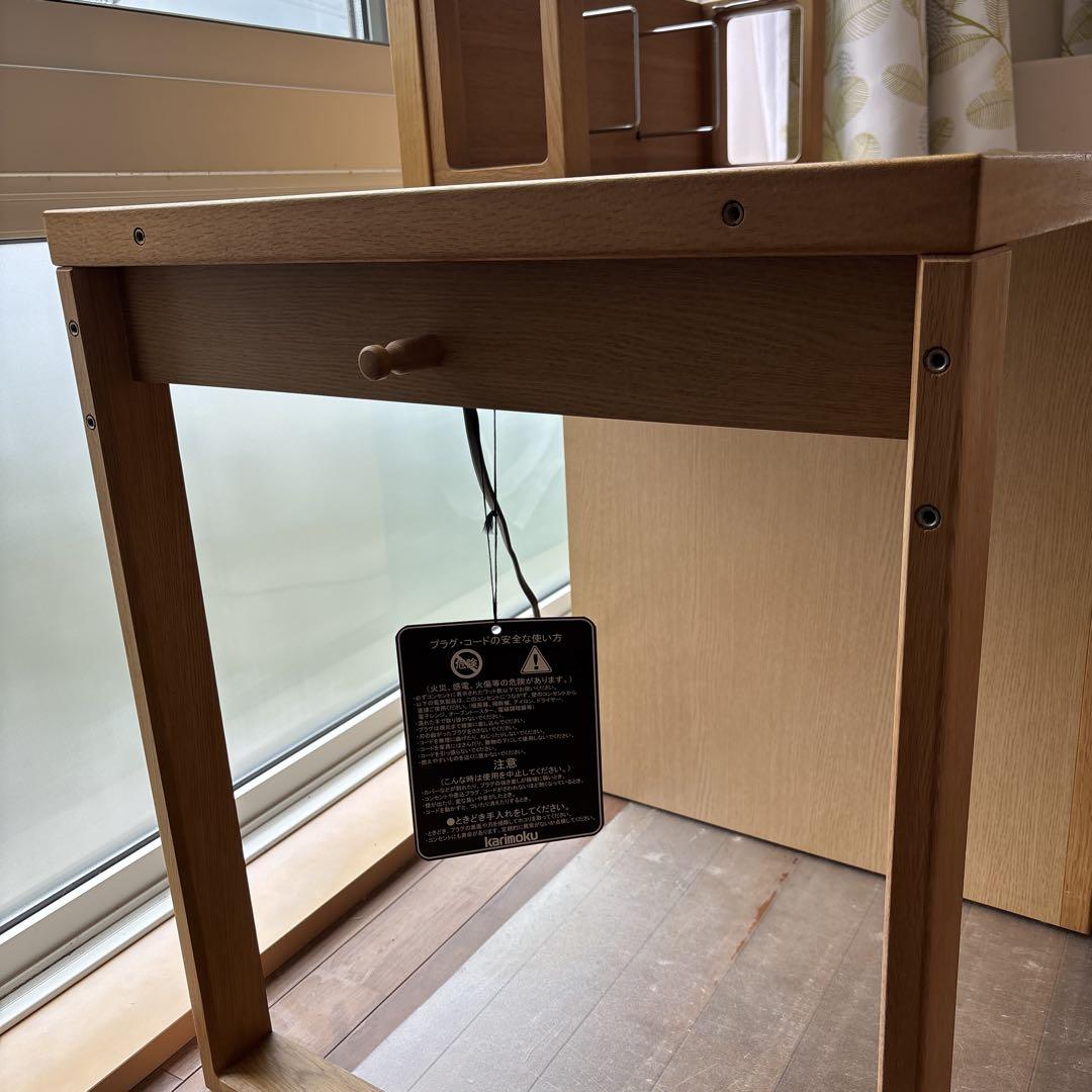 カリモク学習、机　　￼スパイオキッズ imgrc0071500687.jpg