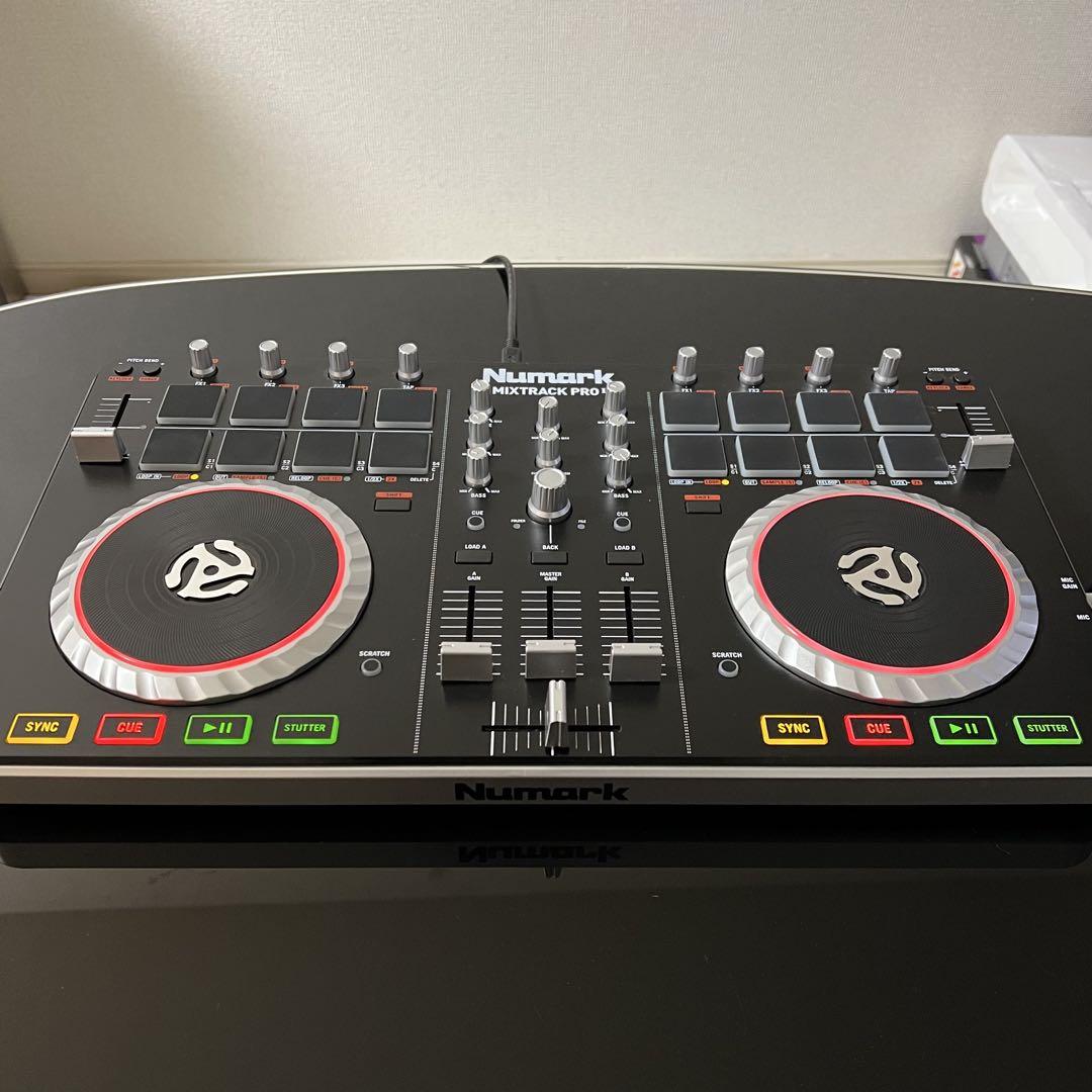 Numark Mixtrack Pro II DJコントローラー