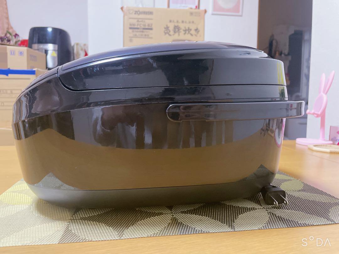 タイガー 圧力IH炊飯ジャー5.5合 炊飯器 JPK-10E9 年2022 中古 タイガー 圧力IH炊飯ジャー5.5合 炊飯器 JPK-10E9 年2022 中古