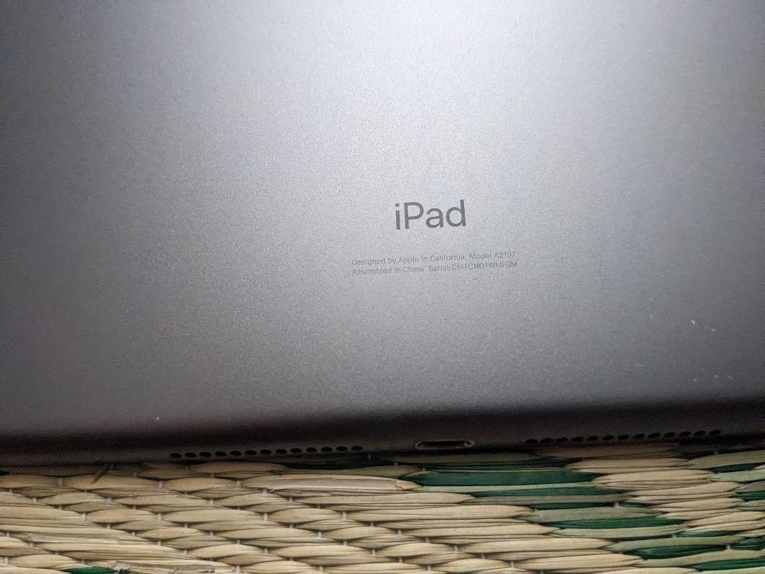 Apple iPad 第7世代 wi-fiモデル 32GBスペースグレー - メルカリ