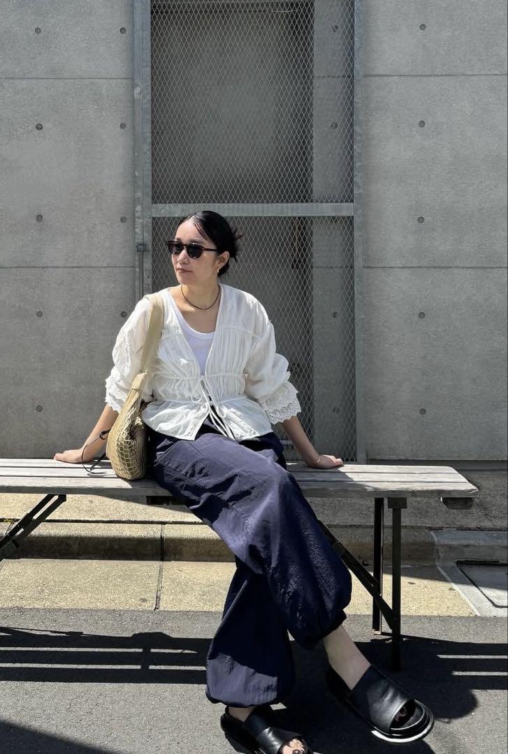 アンヌーク* Nylon Volume Pants