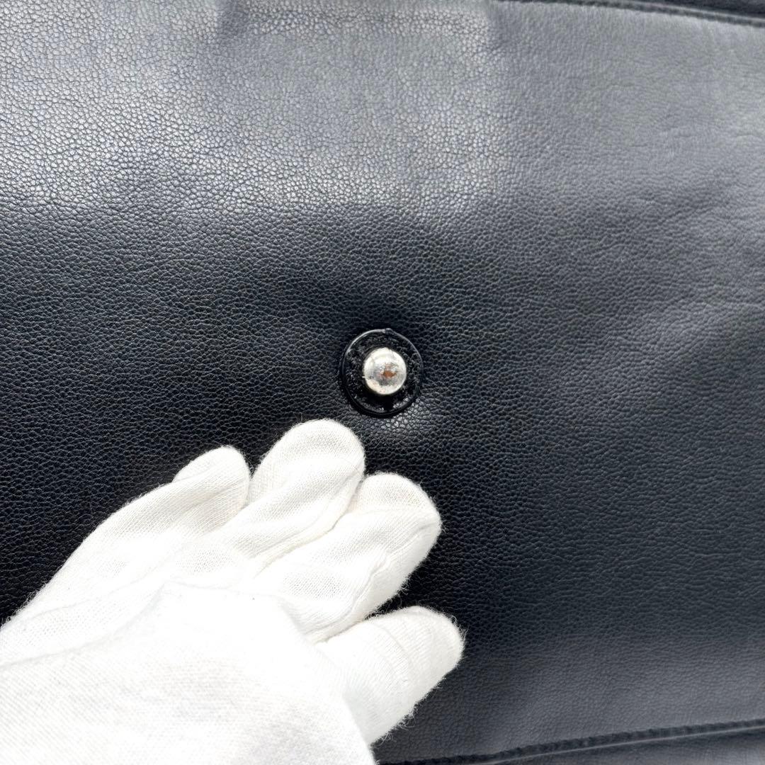 イヴサンローラン ハンド ボストンバッグ イージーロック スタッズ 黒 大容量 イヴサンローラン ハンド ボストンバッグ イージーロック スタッズ 黒 大容量