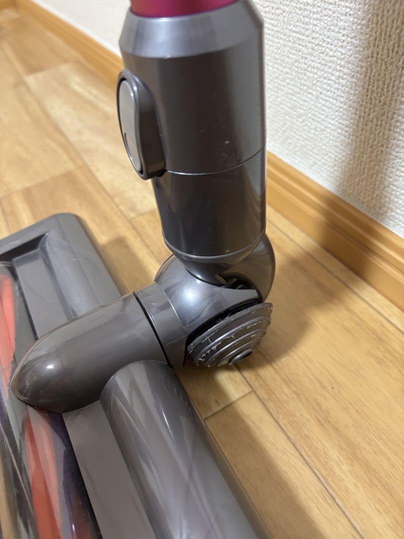 dyson sv07 ダイソン コードレスクリーナー充電式