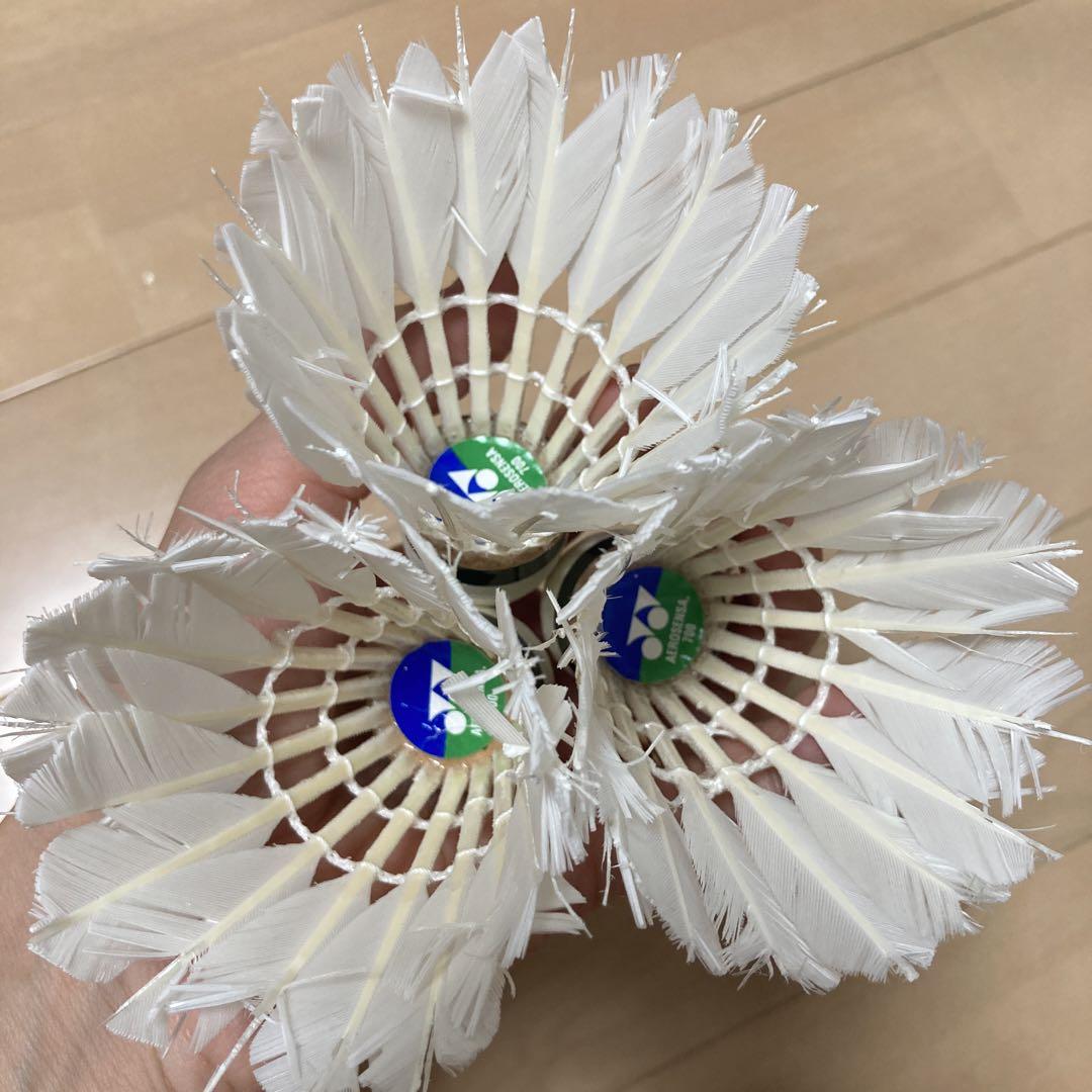YONEX 中古シャトル