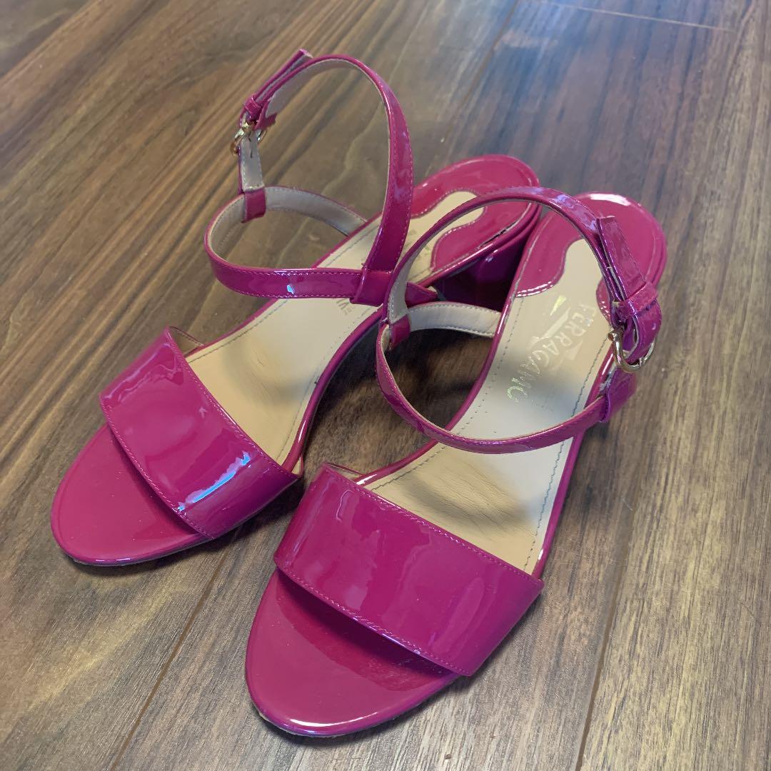 フェラガモ サンダル サルヴァトーレ フェラガモ サンダル ミュール