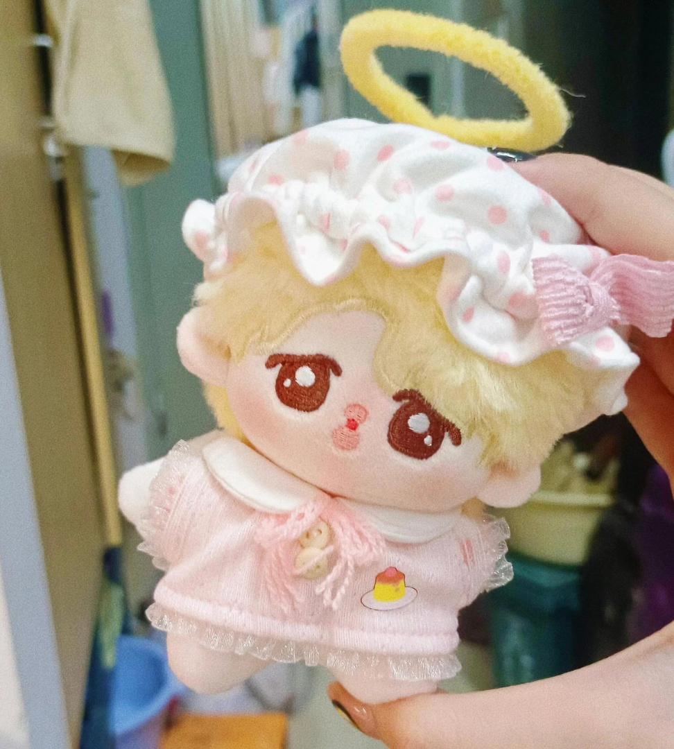 btsぬいぐるみ　ジミン　10センチ　マスター　正規品⭐️ Amazon.co.jp: BTS ジミン ぬいぐるみ 10cm マスター : おもちゃ