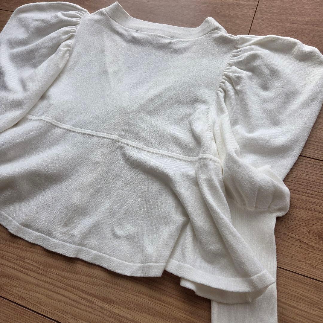 美品✨Herlipto Cropped Puff Sleeve Knit Top