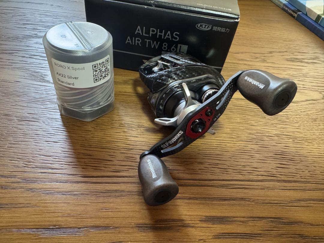 究極の 20 アルファスAIR TW 8.6 左ハンドル