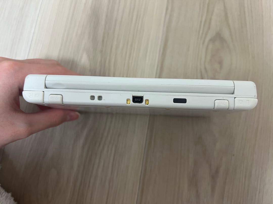 3DS New3DSLL パールホワイトやや傷や汚れあり UP786_INFO