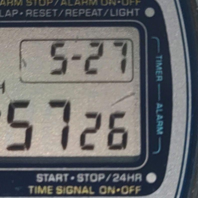 CASIO カシオ チープカシオ ヴィンテージ W-52 デジタル腕時計