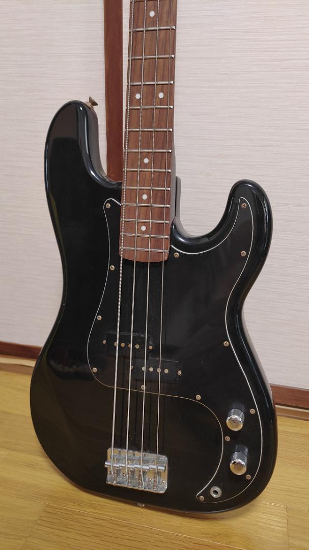 ベース Triumph Bass
