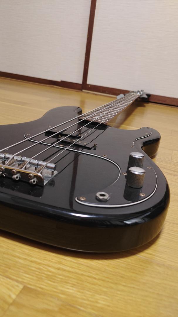 ベース Triumph Bass