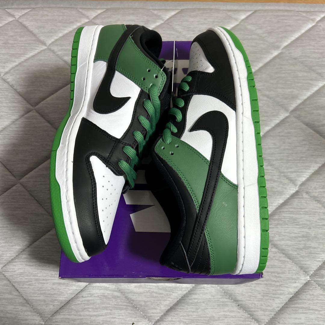 Nike SB Dunk Low ホワイト/ブラック/グリーン