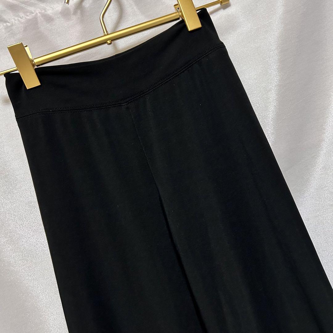 極美品 FOXEY フォクシー ニューヨーク レギンス パンツ 黒
