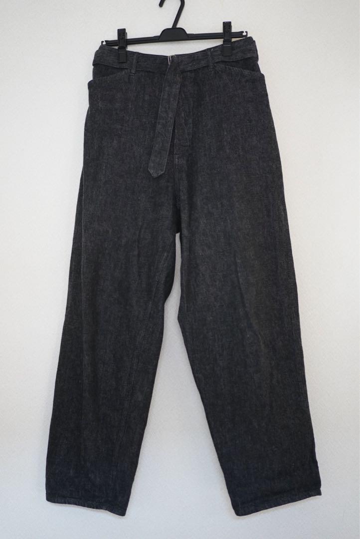 お歳暮 Black ベルテッドパンツ COMOLI / サイズ1 Ecru パンツ