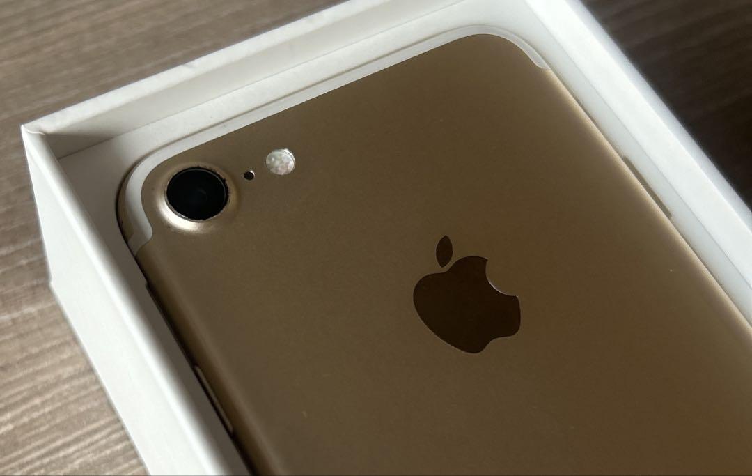 iPhone 7 128GB ゴールド