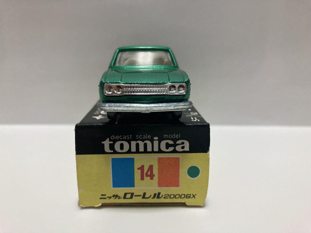 トミカ　黒箱　日本製　ニッサン　ローレル2000GX 1Aホイール