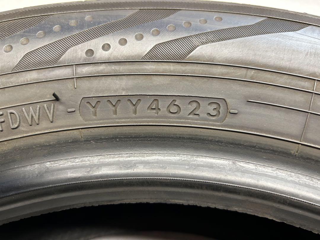 なお986195/60R16 ヨコハマ BluEarthブルーアース