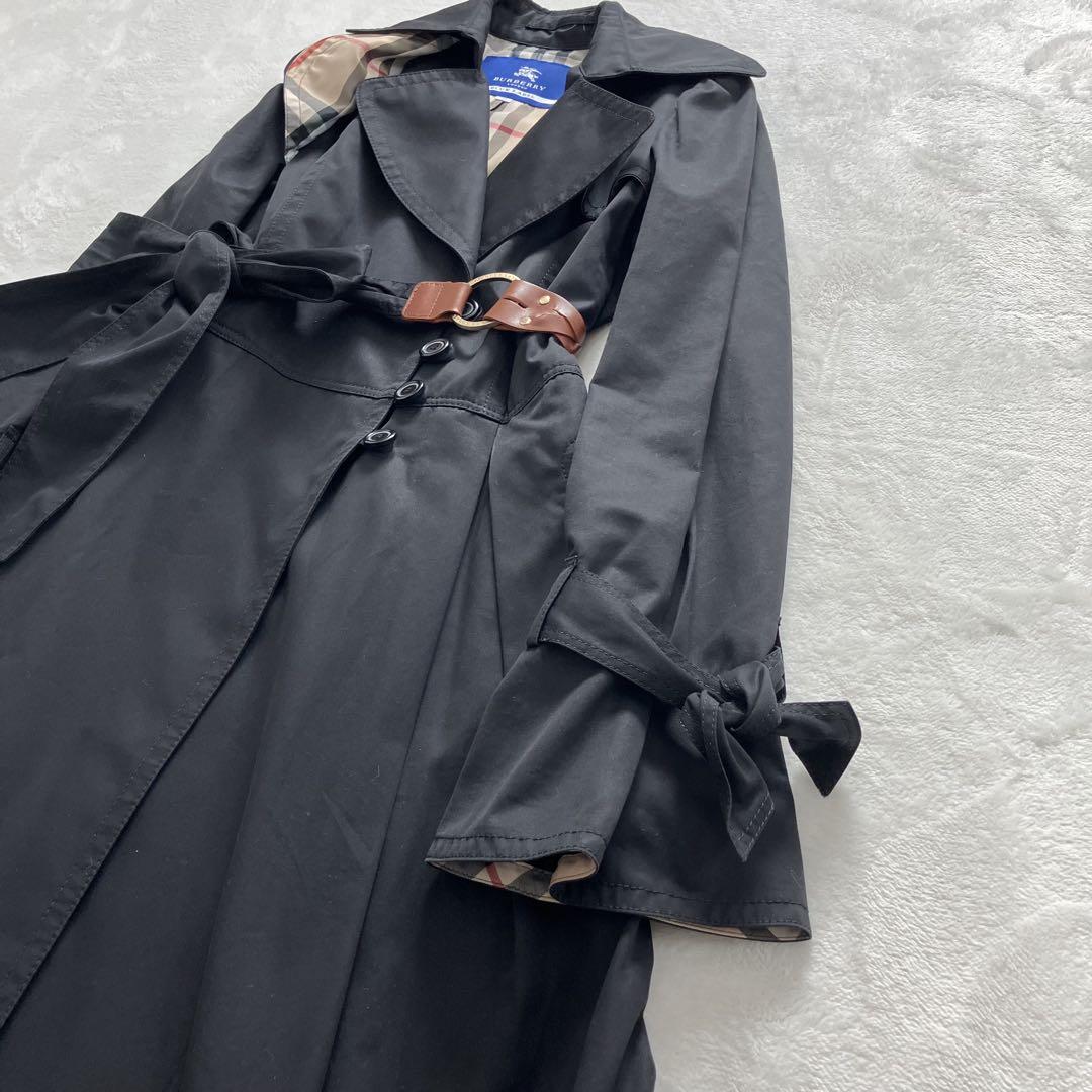 ✟