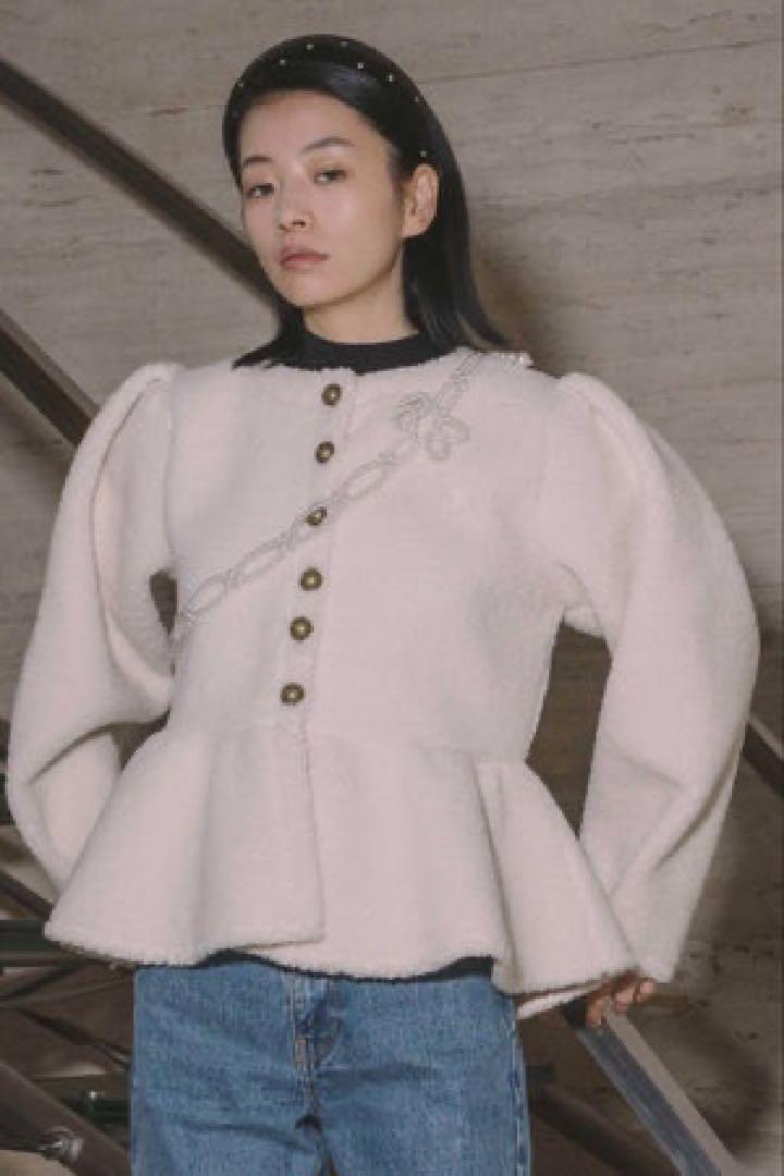 新品Bibiy ボアペプラムカーディガン PEPURAMU CARDIGAN｜Yahoo