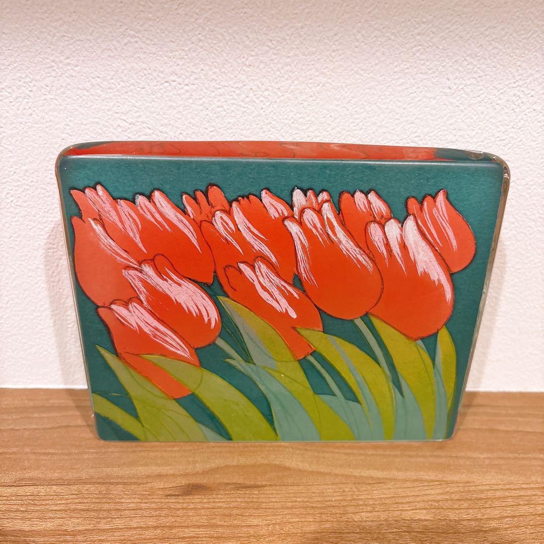 イッタラ　ガラスカード　ペーパーウェイト　工芸品 　チューリップ