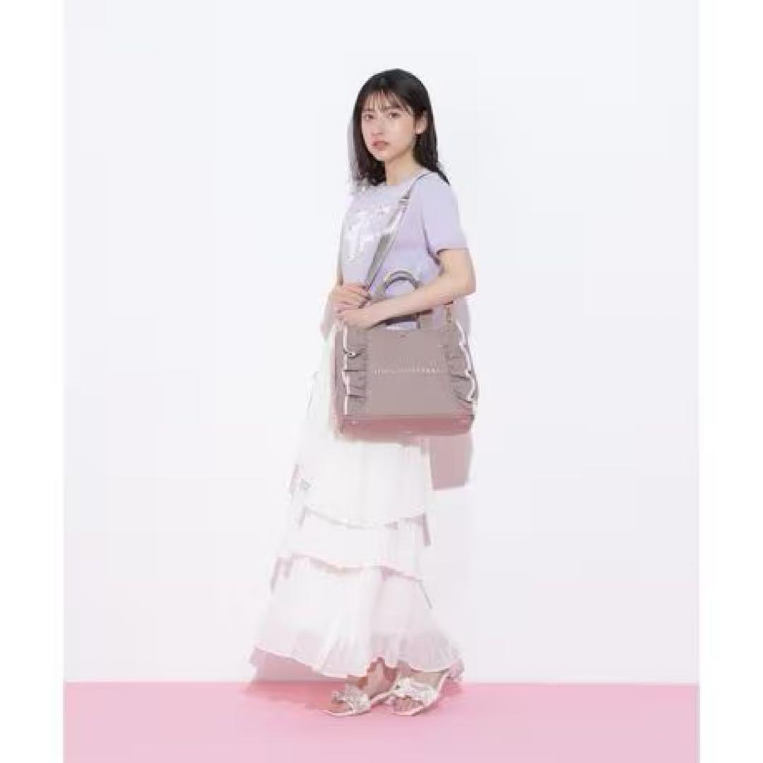 美品】JILL by JILLSTUART フリルトートバッグ ベージュ - メルカリ