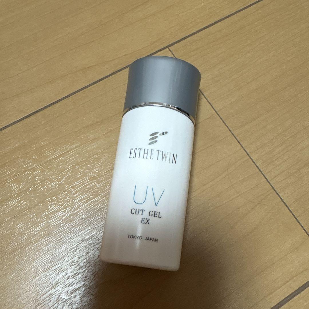 エステツイン UVカットジェル EXn1 - メルカリ
