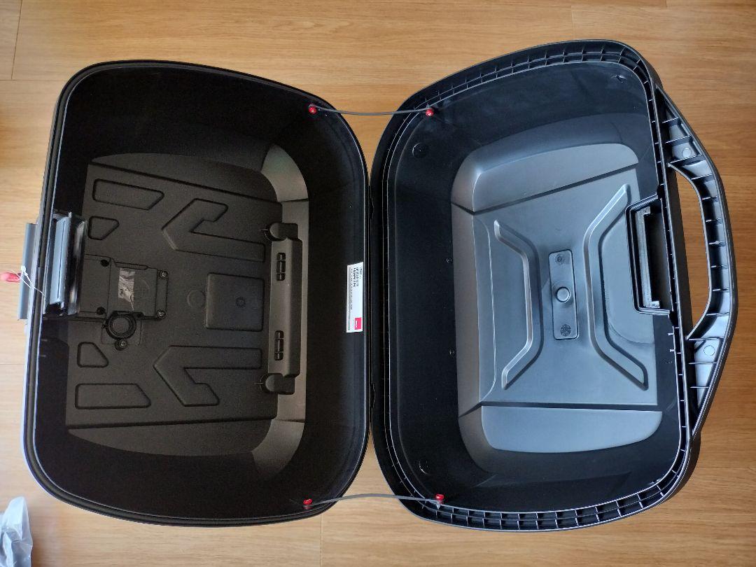 GIVI モノロックケース　リアボックス