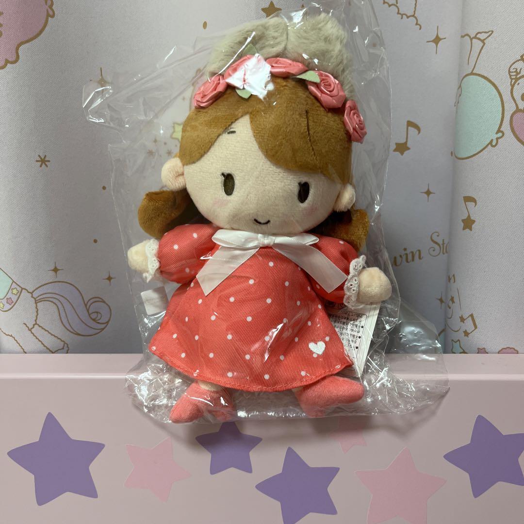 中島愛とサンリオキャラクターマロンクリームとのコラボ