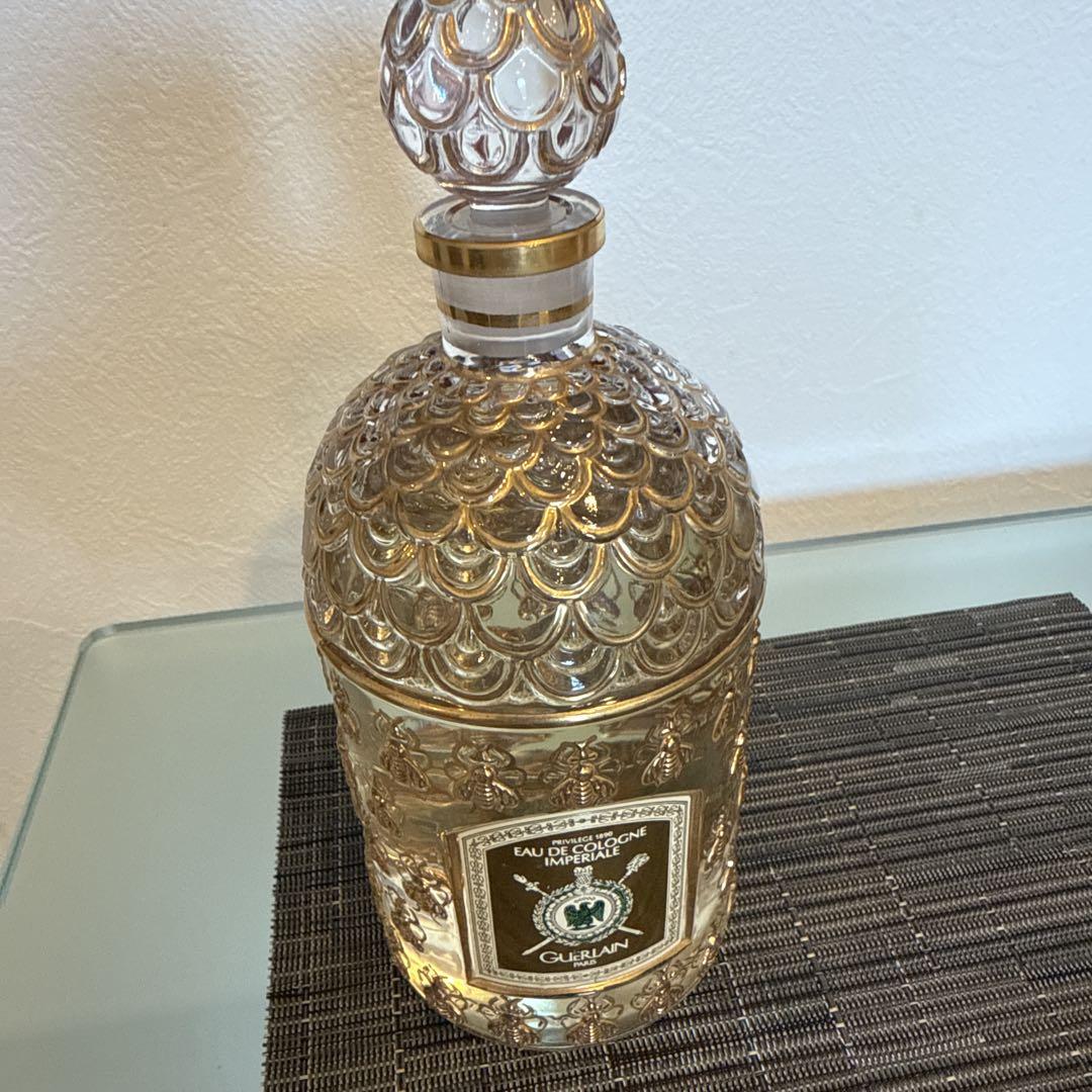 GUERLAIN オーデコロン　インペリアル500mlゴールドビーボトル