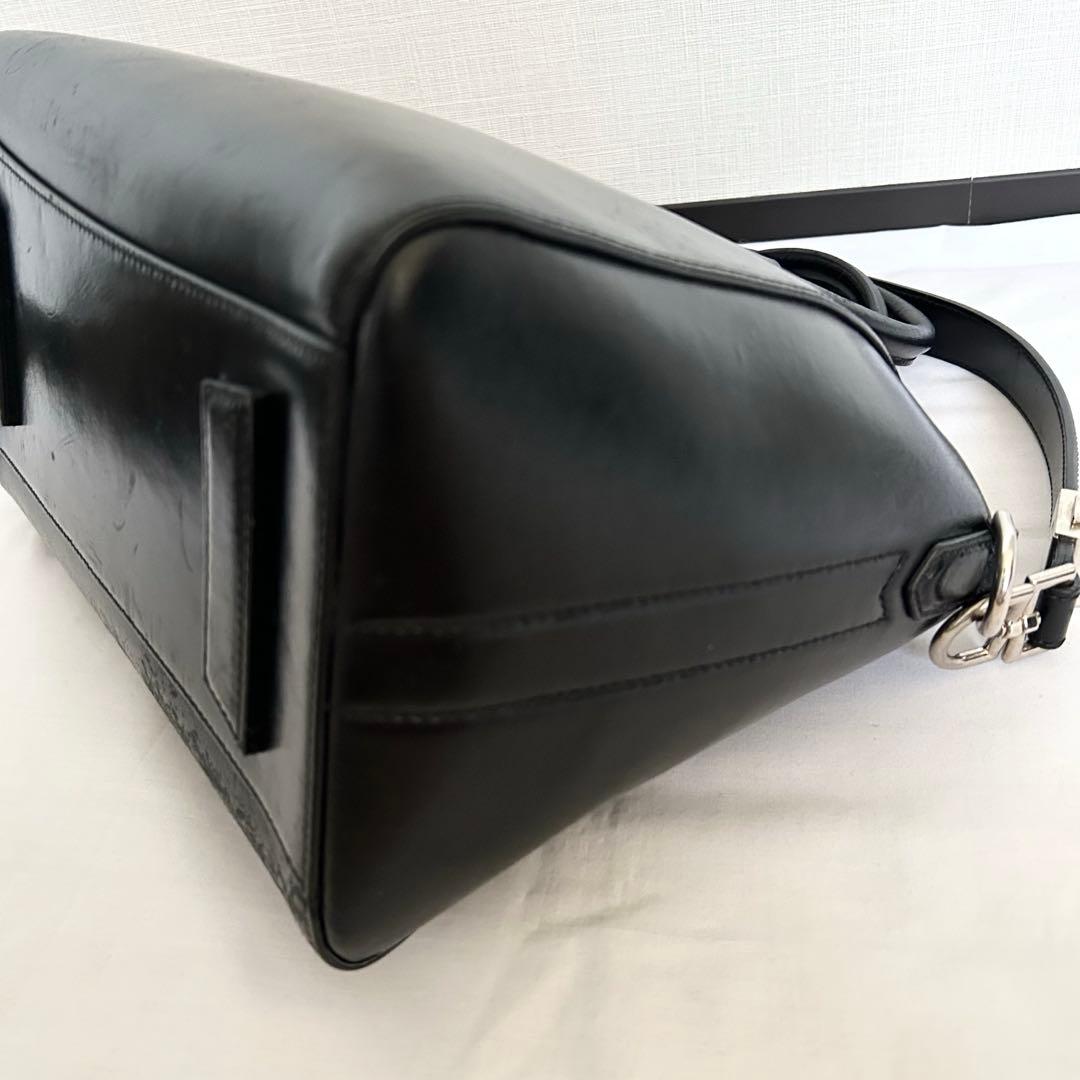 ■2way■GIVENCHY アンティゴナ ハンドバッグ ショルダー ブラック ■2way■GIVENCHY アンティゴナ ハンドバッグ ショルダー ブラック