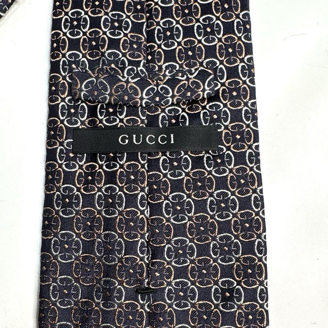GUCCI gg総柄