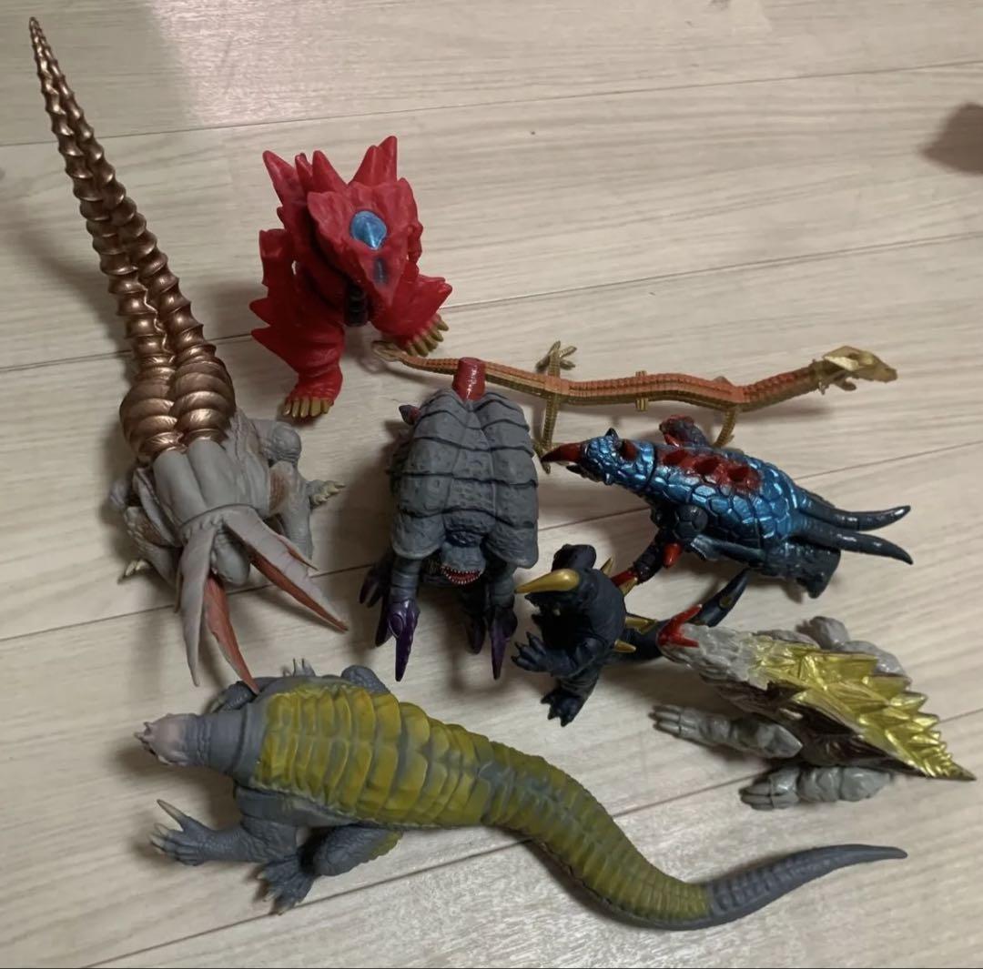 ウルトラマン怪獣フィギュア10体セット ウルトラマンシリーズ 怪獣フィギュア10体セット｜Yahoo!フリマ