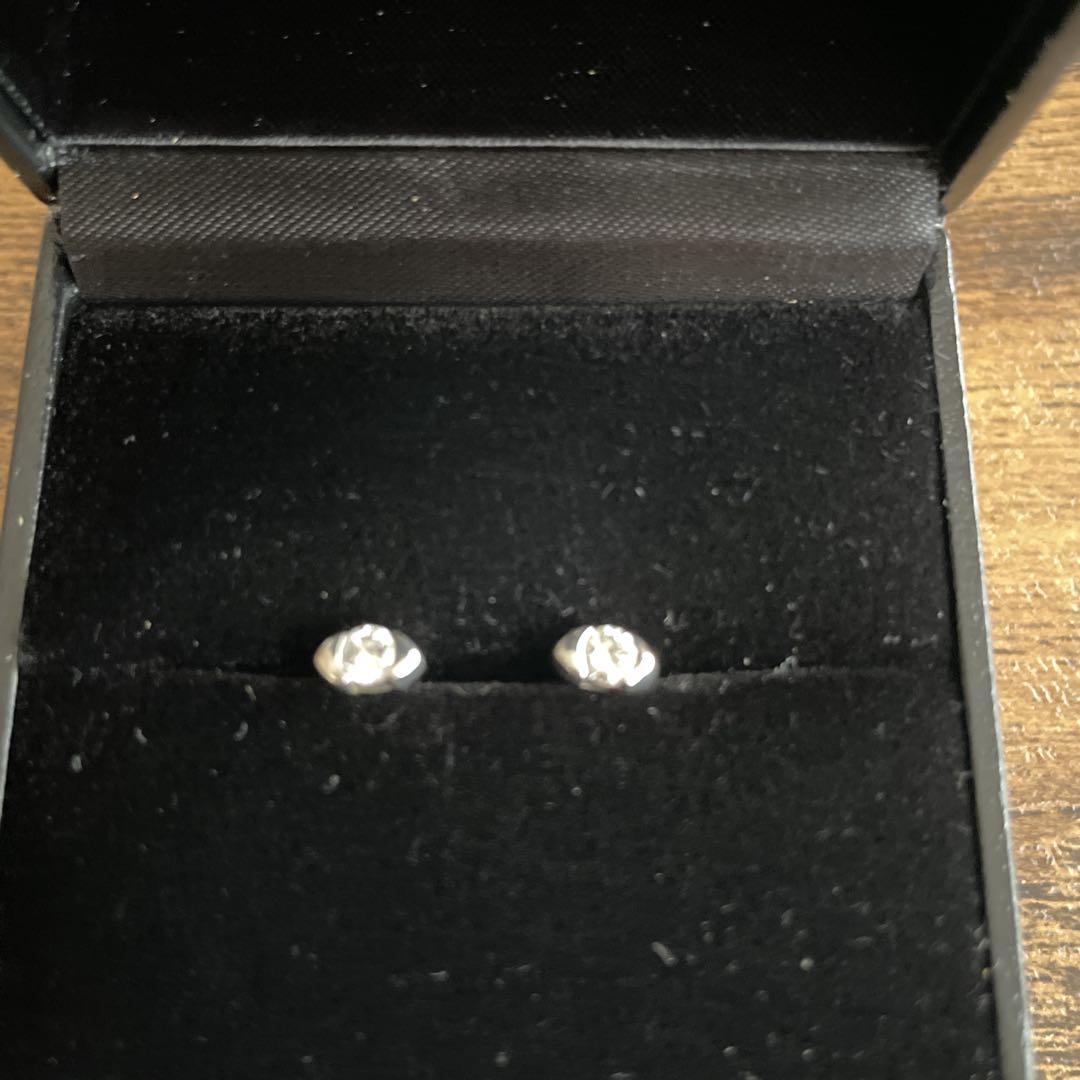 Pt850 ダイヤモンド ピアス PT850ダイヤモンドピアス - メルカリ