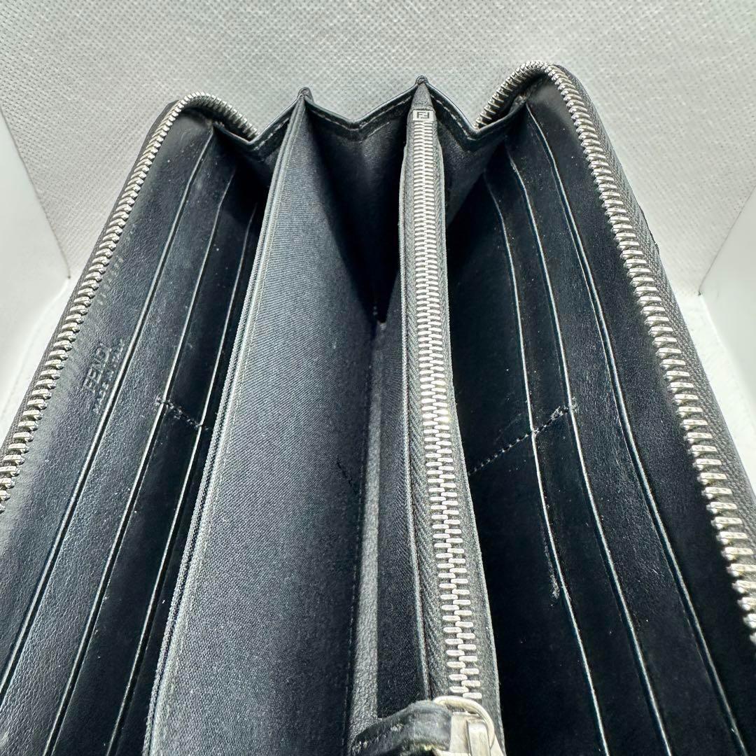 ⭐️美品 現行⭐️FENDI ダイアゴナル ズッカ ラウンドファスナー 財布 FF